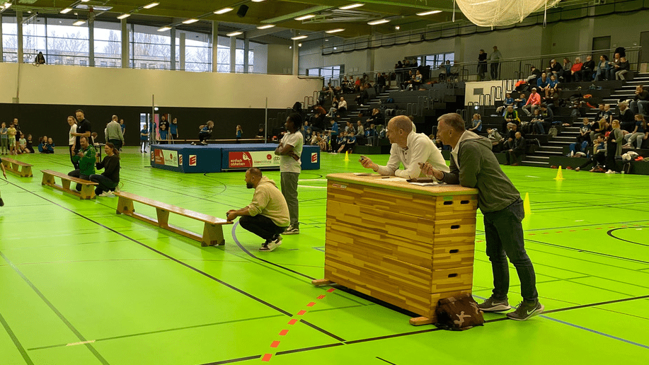 Erste Leichtathletik-Kreismeisterschaft 2025 in zwei Hallen