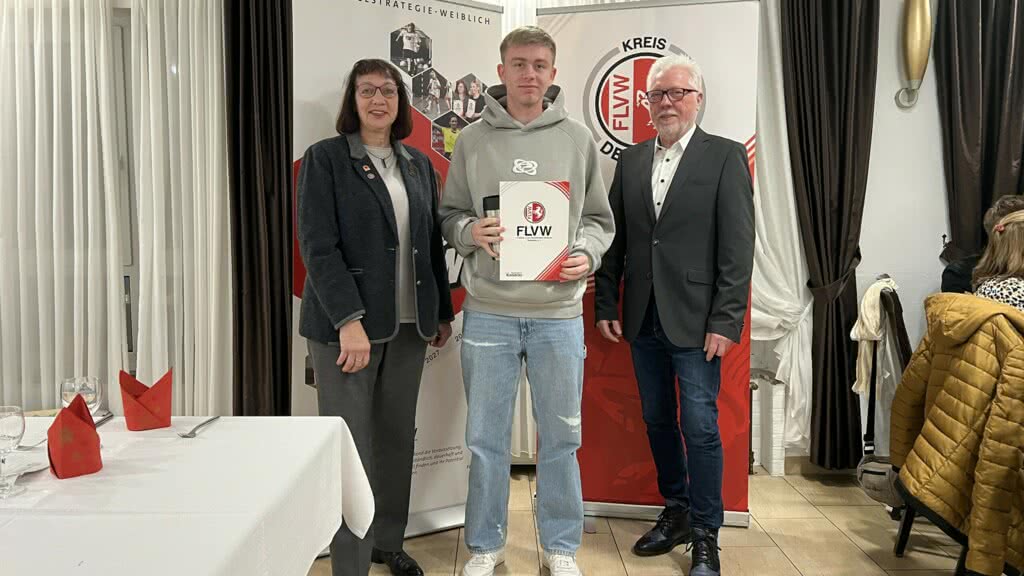 Jannis Loke Elbrinxen Fußballheld